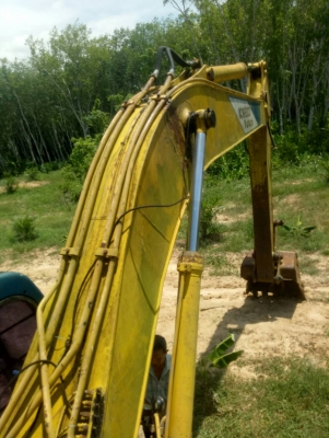 มี VDO ให้ชม.KOBELCO SK200-/// มีที่ปรับระบบขับ ราคา 450000 มี VDO ให้ชม.KOBELCO SK200-/// มีที่ปรับระบบขับ ราคา 450000