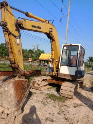 ขายแบคโฮKOMATSU PC60-6 ไฟเต็มเอวแน่นเล่มทะเบียนราคา 400,000