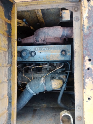 ขายแบคโฮKOMATSU PC60-6 ไฟเต็มเอวแน่นเล่มทะเบียนราคา 400,000