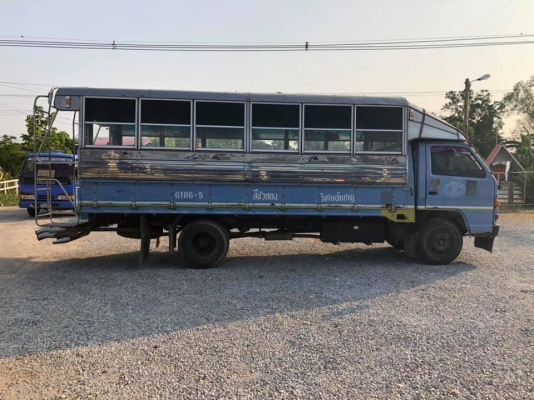 ขายครับ/รถบรรทุก 6ล้อ ISUZU NPR58P 110 แรง ปี 43 ยาว 5 เมตร พร้อมหลังคาโดยสาร ใช้งานได้เลย ⚡️⚡️⚡️ราค
