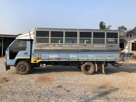 ขายครับ/รถบรรทุก 6ล้อ ISUZU NPR58P 110 แรง ปี 43 ยาว 5 เมตร พร้อมหลังคาโดยสาร ใช้งานได้เลย ⚡️⚡️⚡️ราค