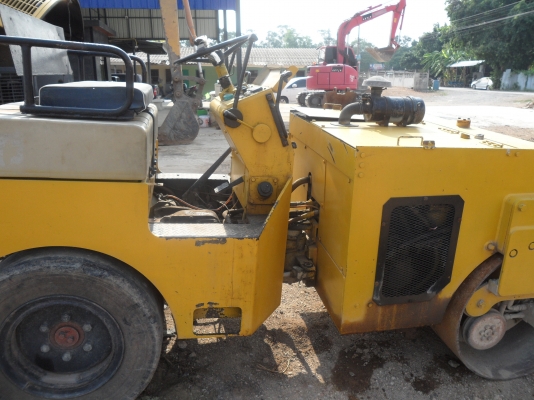 MEIWA MUC-300 รถบดสั่นสะเทือน3ตัน รถบดหน้าเหล็กหลังยาง, เครื่องยนต์ 3สูบ, ยางหน้า/หลัง 7.50-16, 3 CYLINDERS, TYRE SIZE :7.50-16, รถใช้ได้งานปกติใบซื้อขาย @195,000฿ สนใจสอบถามได้ที่081-989-1989 หรั่งครับ MEIWA MUC-300 รถบดสั่นสะเทือน3ตัน รถบดหน้าเหล็กหลังยาง, เครื่องยนต์ 3สูบ, ยางหน้า/หลัง 7.50-16, 3 CYLINDERS, TYRE SIZE :7.50-16, รถใช้ได้งานปกติใบซื้อขาย @195,000฿ สนใจสอบถามได้ที่081-989-1989 หรั่งครับ