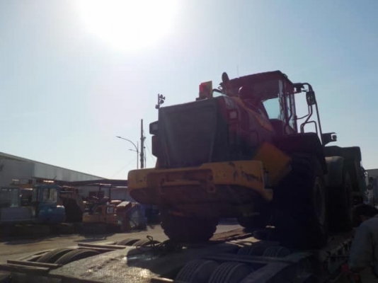 ขายรถตักล้อยาง HITACHI ZW220-5B ปี 2015 นำเข้าเองจากญี่ปุ่น สภาพสวยพร้อมใช้ ถึงเร็วๆนี้ครับ