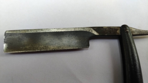 มีดโกนโบราณ(สะบัดหนัง)