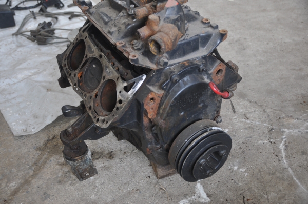 เครื่องเรือ volvo penta 4.3 GM สภาพตามรูปเลยครับ