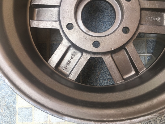 ล้อขอบ15กว้าง8.5นิ้ว et-34 ล้อขอบ15กว้าง8.5นิ้ว et-34