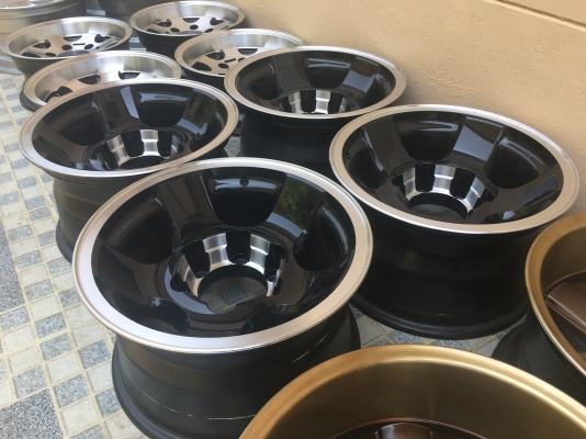 ล้อออฟโรด 4X4 ล้อออฟโรด 4X4