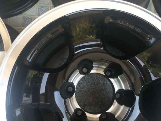 ล้อออฟโรด 4X4 ล้อออฟโรด 4X4