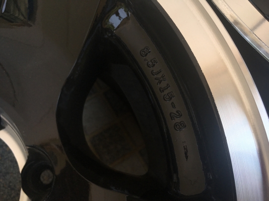 ล้อออฟโรด 4X4 ล้อออฟโรด 4X4