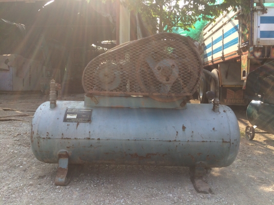 ขายปั้มลม มอเตอร์ 5 แรง 3 สาย เก่านอก สนใจติดต่อ 086-324-1992 086-775-7900 ขายปั้มลม มอเตอร์ 5 แรง 3 สาย เก่านอก สนใจติดต่อ 086-324-1992 086-775-7900