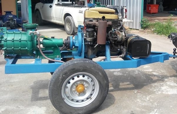 เครื่องยนต์พร้อมปั๊มน้ำแรงดันสูง