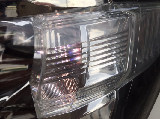 ขายหลอดไฟหรี่ยี่ห้อ POLARG รุ่น 12V5W ไฟหรี่ญี่ปุ่นแท้ใช้ทน