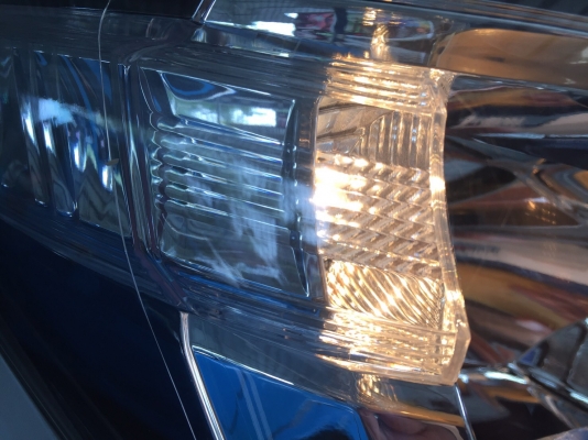 ขายหลอดไฟหรี่ยี่ห้อ POLARG รุ่น 12V5W ไฟหรี่ญี่ปุ่นแท้ใช้ทน