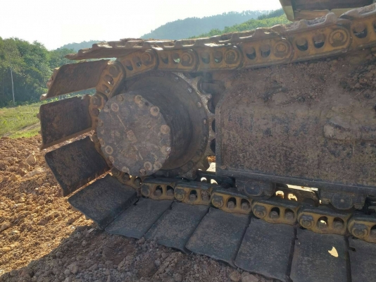 ขายรถแบคโฮ KOMATSU PC200-7 เอกสารชุดจดทะเบียน ราคา 950000