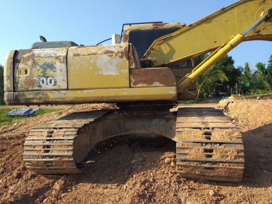 ขายรถแบคโฮ KOMATSU PC200-7 เอกสารชุดจดทะเบียน ราคา 950000 ขายรถแบคโฮ KOMATSU PC200-7 เอกสารชุดจดทะเบียน ราคา 950000