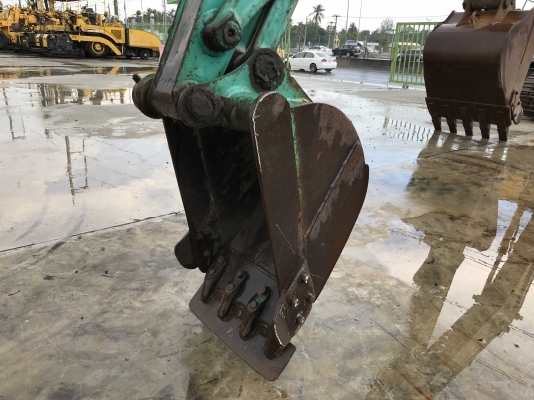 KOMATSU PC40-7 สภาพงาม นำเข้าตรงจากญี่ปุ่น KOMATSU PC40-7 สภาพงาม นำเข้าตรงจากญี่ปุ่น