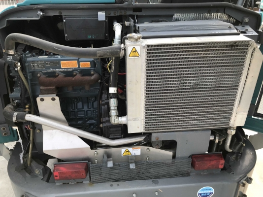 รถกวาดถนน TENNANT รุ่น S30 นำเข้าตรงจากญี่ปุ่น สวย น่าใช้ ไม่แพง