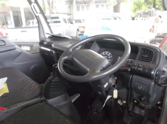 ขายหัว ISUZU NKR(ตาเพชร) หัวเล็ก  สภาพสวยมากๆ หัวญี่ปุ่นตัดติดแชสซี