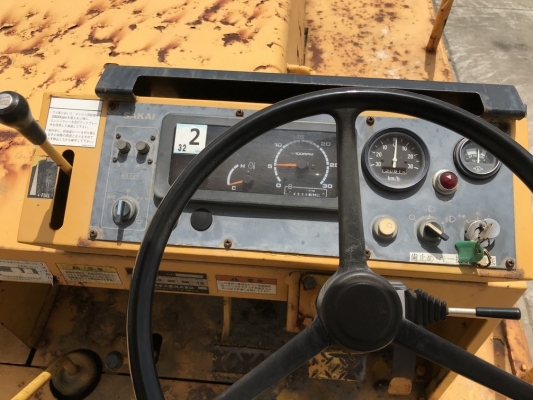 Sakai T2 SN: 32568 เครื่อง Isuzu 6BG1 นำเข้าญี่ปุ่น รถสวยมาก ไม่แพงครับ Sakai T2 SN: 32568 เครื่อง Isuzu 6BG1 นำเข้าญี่ปุ่น รถสวยมาก ไม่แพงครับ