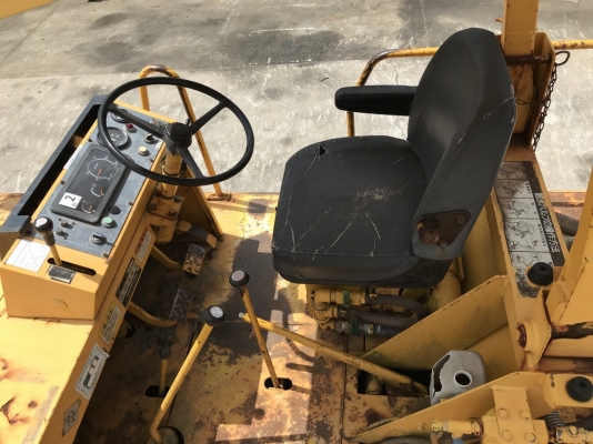 Sakai T2 SN: 32568 เครื่อง Isuzu 6BG1 นำเข้าญี่ปุ่น รถสวยมาก ไม่แพงครับ Sakai T2 SN: 32568 เครื่อง Isuzu 6BG1 นำเข้าญี่ปุ่น รถสวยมาก ไม่แพงครับ