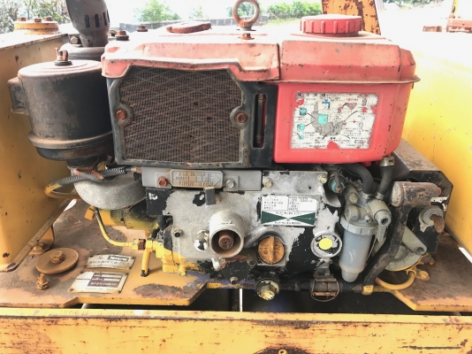 ขายรถบดเดินตาม KOMATSUมือสองญี่ปุ่น บดอัดสั่นสะเทือนได้ สตาร์ทกุญแจได้  เครื่องดีเซลยันม่า1สูบ สภาพดีพร้อมใช้งาน มีให้เลือกหลายคัน