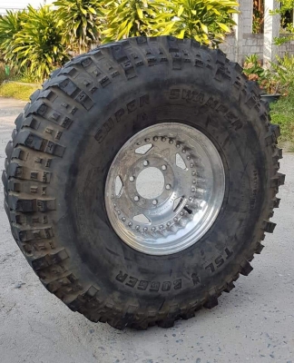 ขายล้อ CENTER พร้อมยาง SWAMPER 38" ไว้ทำอะไหล่ครับ (1วง) ขายล้อ CENTER พร้อมยาง SWAMPER 38" ไว้ทำอะไหล่ครับ (1วง)