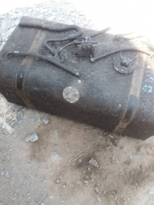 อันนี้ ถังน้ำมัน ขนาด 100 ลิตร จัดส่งขึ้นรถขนส่ง ไปเพชรบูรณ์ครับ ท่านใดสนใจสอบถามได้ที่ 081 6221299 นะครับ อันนี้ ถังน้ำมัน ขนาด 100 ลิตร จัดส่งขึ้นรถขนส่ง ไปเพชรบูรณ์ครับ ท่านใดสนใจสอบถามได้ที่ 081 6221299 นะครับ