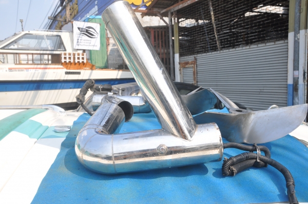 ขาย ของแต่งเรือ high performance ครับ