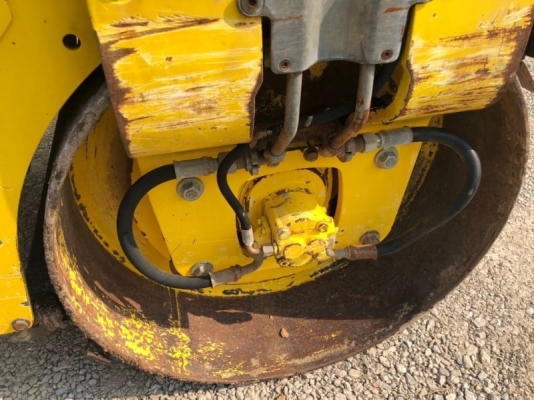 ขาย 265,000 เบรคดาว์น 2.5 ตัน BOMAG  BW100AD-3 สวยสภาพเก่านอก 2 เพลา ระบบสั่นแรง ทั้งหน้าและ หลัง เครื่องดอยท์เดิมดี เอกสารเล่มทะเบียน  อยู่ นครปฐม โทร 0626426323