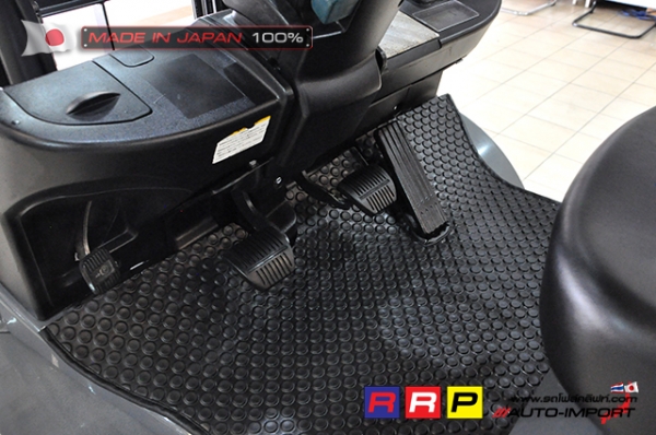 ขายรถโฟล์คลิฟท์มือสอง TOYOTA รุ่น 8FD25-30780 นำเข้าจากประเทศญี่ปุ่น 100\% ไม่เคยใช้งานในไทย