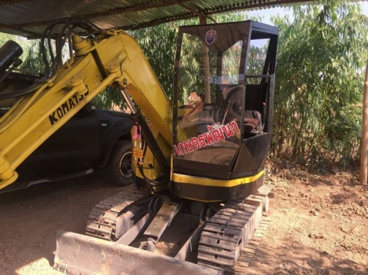 KOMATSU PC 30 KOMATSU PC 30