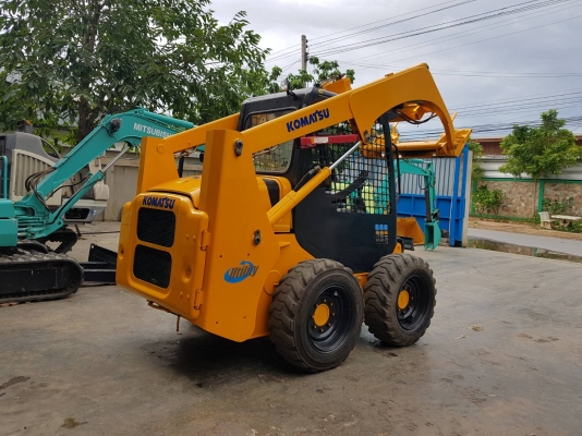 บ็อบแคท KOMATSU 714 สวยรุ่นใหม่ล่าสุด ระบบควมคุมคอนโทลน้ำมัน เร็วแรงสุดใจ เครื่องยนต์KOMATSU4สูบ ทำงาน2000HR. ราคา425,000บาท สนใจติดต่อเบอรํ 081-8416818 083-4355829 รับรองคุณภาพ ติดต่อสอบถามได้ที่ กดไปที่ลิ้งค์้เพื่อสอบถาม Line: https://line.me/R/ti บ็อบแคท KOMATSU 714 สวยรุ่นใหม่ล่าสุด ระบบควมคุมคอนโทลน้ำมัน เร็วแรงสุดใจ เครื่องยนต์KOMATSU4สูบ ทำงาน2000HR. ราคา425,000บาท สนใจติดต่อเบอรํ 081-8416818 083-4355829 รับรองคุณภาพ ติดต่อสอบถามได้ที่ กดไปที่ลิ้งค์้เพื่อสอบถาม Line: https://line.me/R/ti