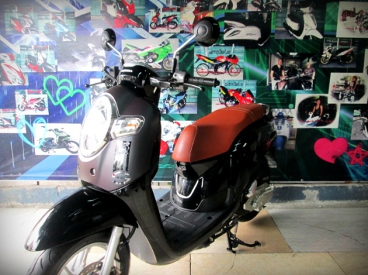(ผ่อนได้) allnew Scoopy 2018 สีดำตัวท็อปล้อแม็ก รุ่นใหม่ไมล์ดิจิตอล (ผ่อนได้) allnew Scoopy 2018 สีดำตัวท็อปล้อแม็ก รุ่นใหม่ไมล์ดิจิตอล