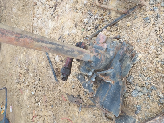 ขายปั้มปั่นดั้ม ของไอ้หลงMA 2เพลา195 สภาพใช้งานได้