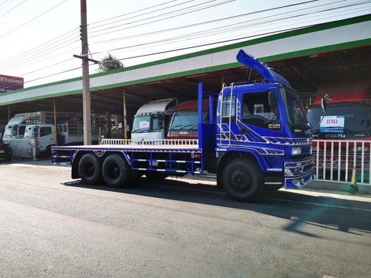 สิบล้อพื้นเรียบ 195 แรง กระบะยาว6เมตร เครื่องดี คัสซีสวยครับ ราคา 850,000 ต่อรองได้ 090-550-9908โอม