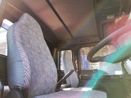 สิบล้อพื้นเรียบ 195 แรง กระบะยาว6เมตร เครื่องดี คัสซีสวยครับ ราคา 850,000 ต่อรองได้ 090-550-9908โอม