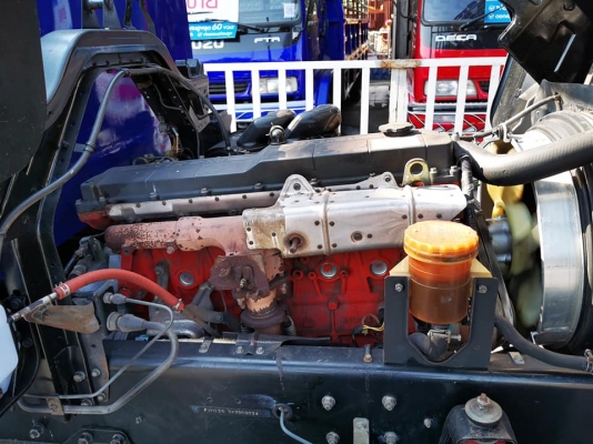 สิบล้อพื้นเรียบ 195 แรง กระบะยาว6เมตร เครื่องดี คัสซีสวยครับ ราคา 850,000 ต่อรองได้ 090-550-9908โอม