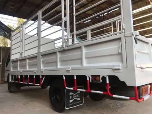 ขายค่ะรถ 6 ล้อ ISUZU NPR 130 แรงม้าปี 2549 ???? กระบะคาร์โก้ ยาว 5. 10 กว้าง 2.2 สูง 1.8 เครื่องเดิม