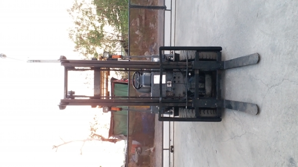 ขายรถยกโฟร์คลิฟท์TCM2.5ตัน ดีเซล เสาสูง4 เกียร์ออโต้ ขายรถยกโฟร์คลิฟท์TCM2.5ตัน ดีเซล เสาสูง4 เกียร์ออโต้