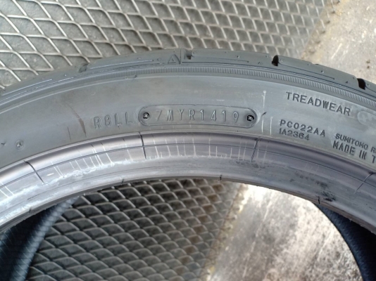 DUNLOP DZ102 235/40R18 ยางใหม่ปี19 ราคาเส้นละ 4,250 บาท DUNLOP DZ102 235/40R18 ยางใหม่ปี19 ราคาเส้นละ 4,250 บาท
