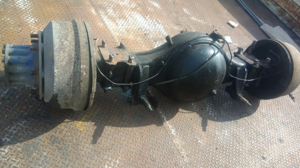 เพลาท้าย6ล้อร็อกกี้ห้างแท้8น็อต