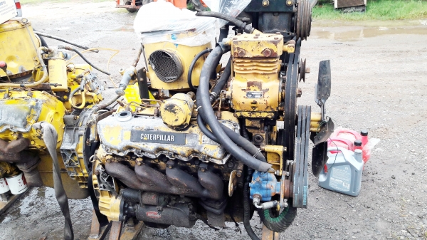 ขายเครื่อง CAT 3208 (V8) เก่านอกนำเข้า โทร 084-5424150