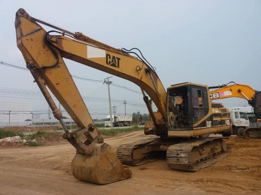 ขายรถ แบคโฮ CAT 320V2พภาพพร้อมไช้เอกสารทะเบียน