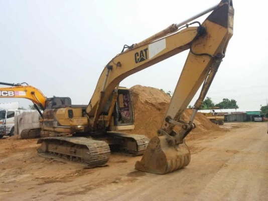 ขายรถ แบคโฮ CAT 320V2พภาพพร้อมไช้เอกสารทะเบียน