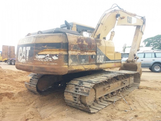 ขายรถ แบคโฮ CAT 320V2พภาพพร้อมไช้เอกสารทะเบียน