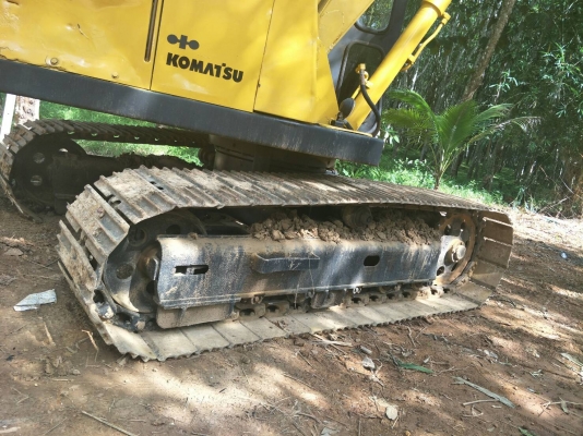 มี VDO ให้ชม.แบคโฮKOMATSU PC60-1 สภาพสวยพร้อมใช้ราคา 290,000
