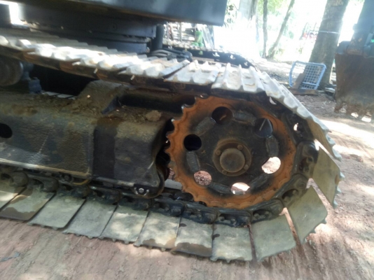 มี VDO ให้ชม.แบคโฮKOMATSU PC60-1 สภาพสวยพร้อมใช้ราคา 290,000
