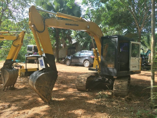 ขายแบคโอKOMATSU PC60-1 สภาพสวยพร้อมใช้งานราคา 290,000 ขายแบคโอKOMATSU PC60-1 สภาพสวยพร้อมใช้งานราคา 290,000