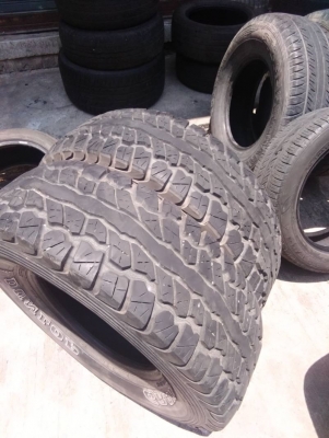 31x10.5​0R15​ DUNLOP​ GRANTREK​ A/T มี​ 2​ เส้น​ คู่​ละ​ 2200​ บาท​ โทร.081427941​​