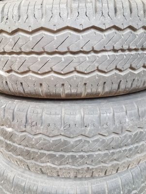 215/70R16​ HANKOOK​ ชุด​4​เส้น​ 2800​ บาท​ โทร.0814273941​